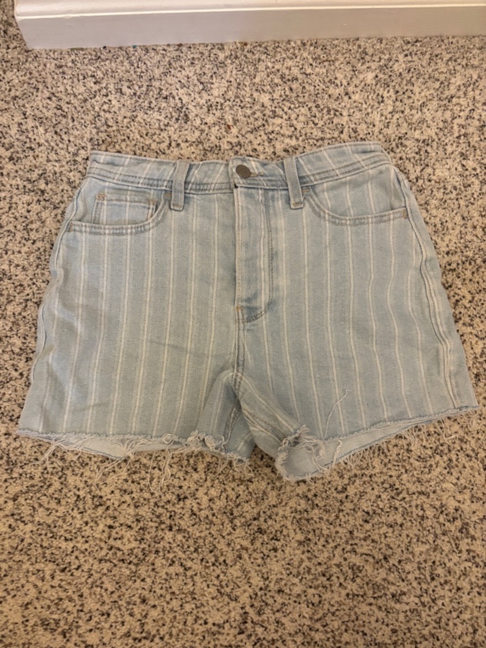 Hollister High-Rise Light Blue Striped Jean Shorts Women Size 1